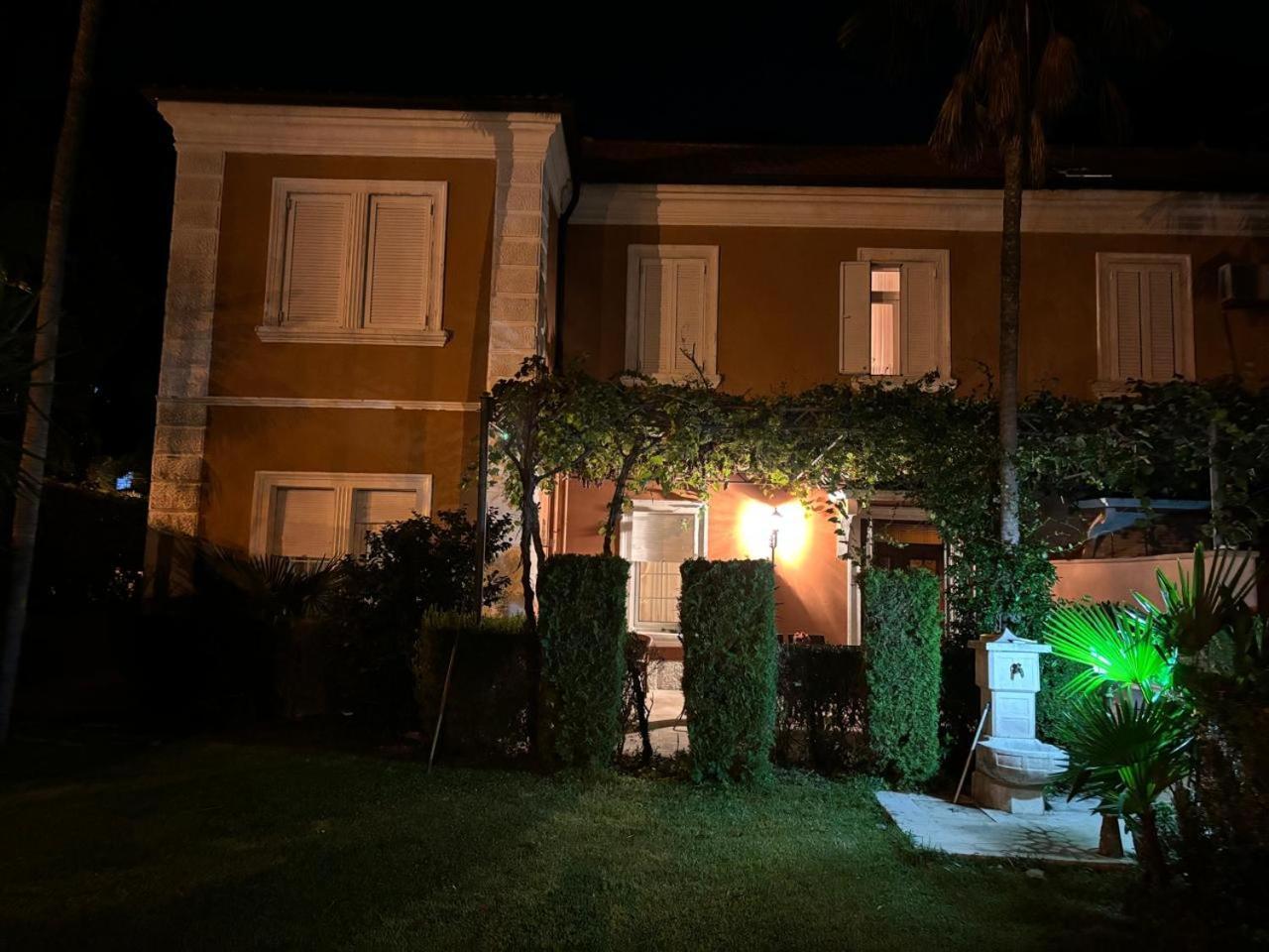 Apartments Vojin Risan Bagian luar foto